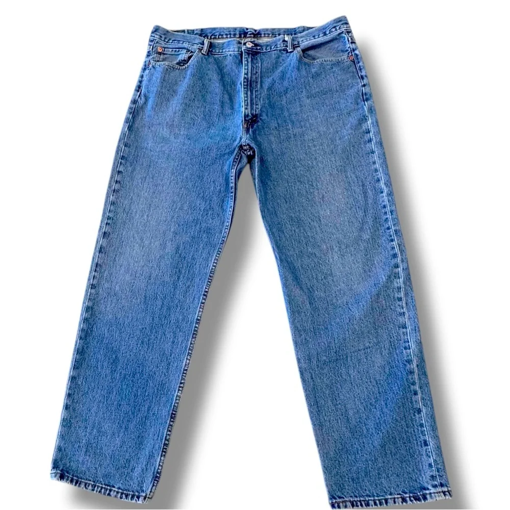 Levi's Men's Big & Tall Size 44X33 550 Relaxed Fit Medium Stonewash Jeans